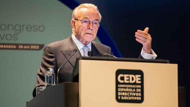 Isidro Fainé, presidente de CEDE y de la Fundación Bancaria La Caixa, en el Congreso de CEDE.