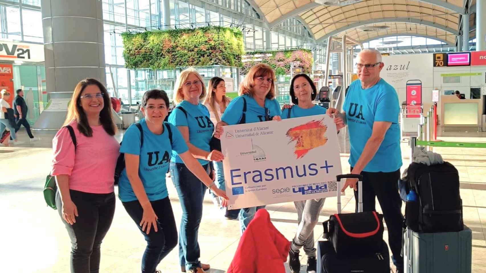 Uno de los primero grupos de Erasmus + de la Universidad Permanente.