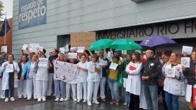 Concentración de CSIF, UGT y CCOO en el Hospital Río Hortega de Valladolid para exigir el pago del complemento los sábados