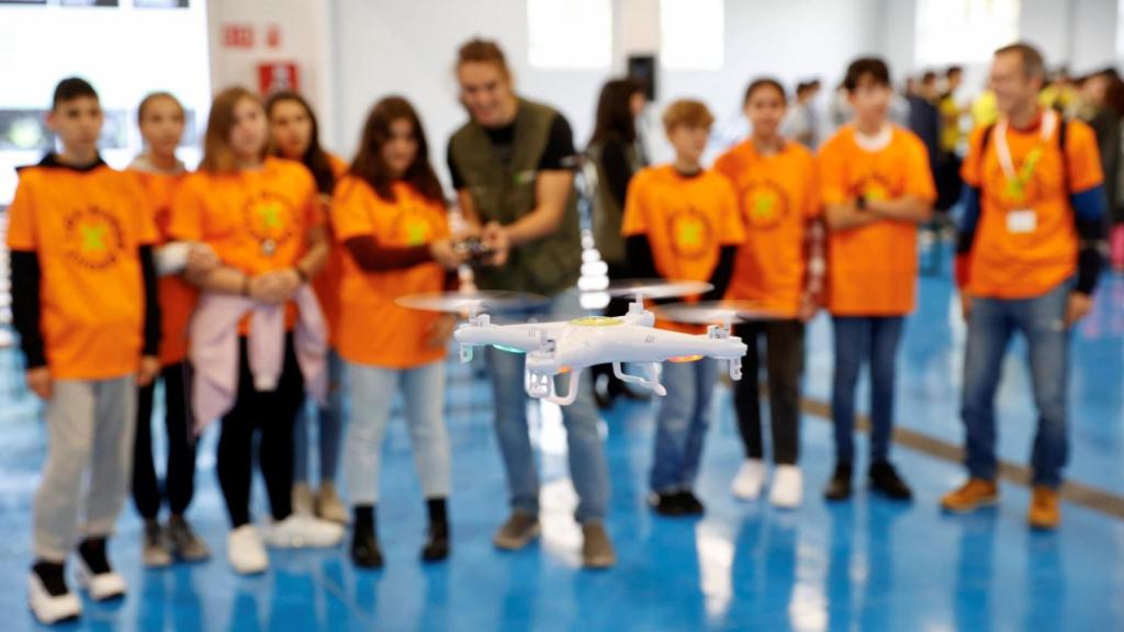 Foto de archivo: Alumnos de toda Galicia asisten a la jornada de presentación de la 3ª Liga Maker Drone