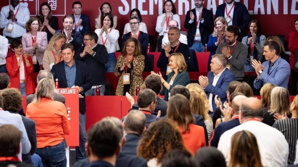 El candidato socialista a la Xunta de Galicia, José Ramón Gómez Besteiro, interviene en el Comité Federal del PSOE.