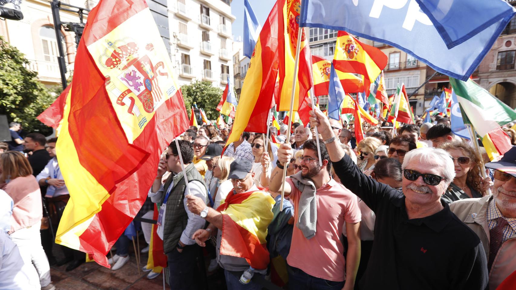 El PP vuelve a salir a la calle, esta vez en Málaga, para expresar su rechazo a la amnistía