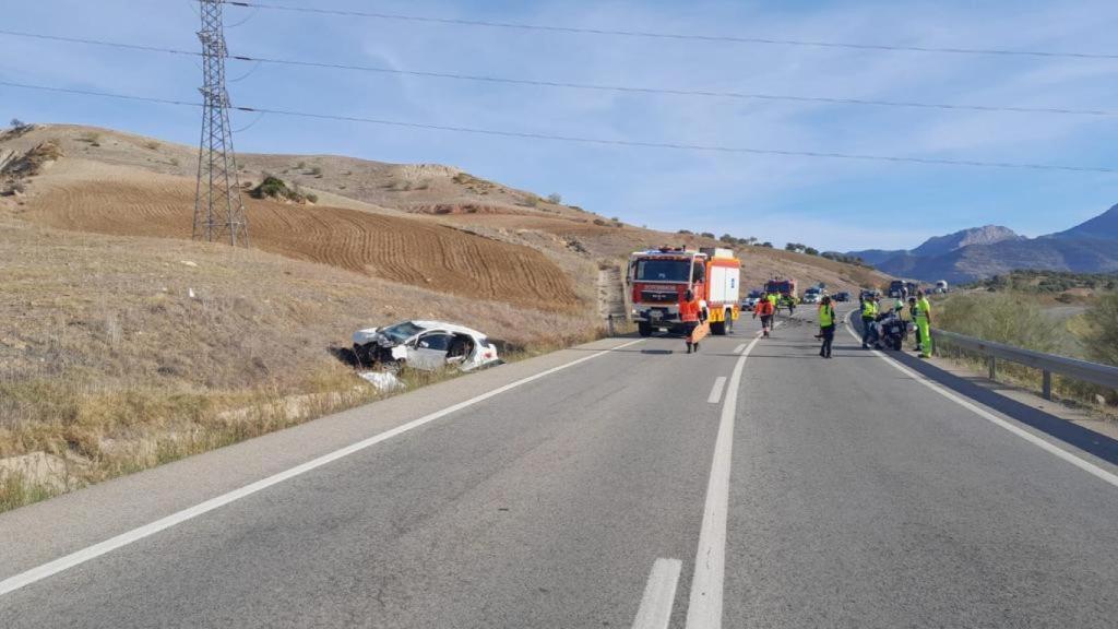 El lugar del accidente en la A357 a la altura de Ardales, esta mañana.