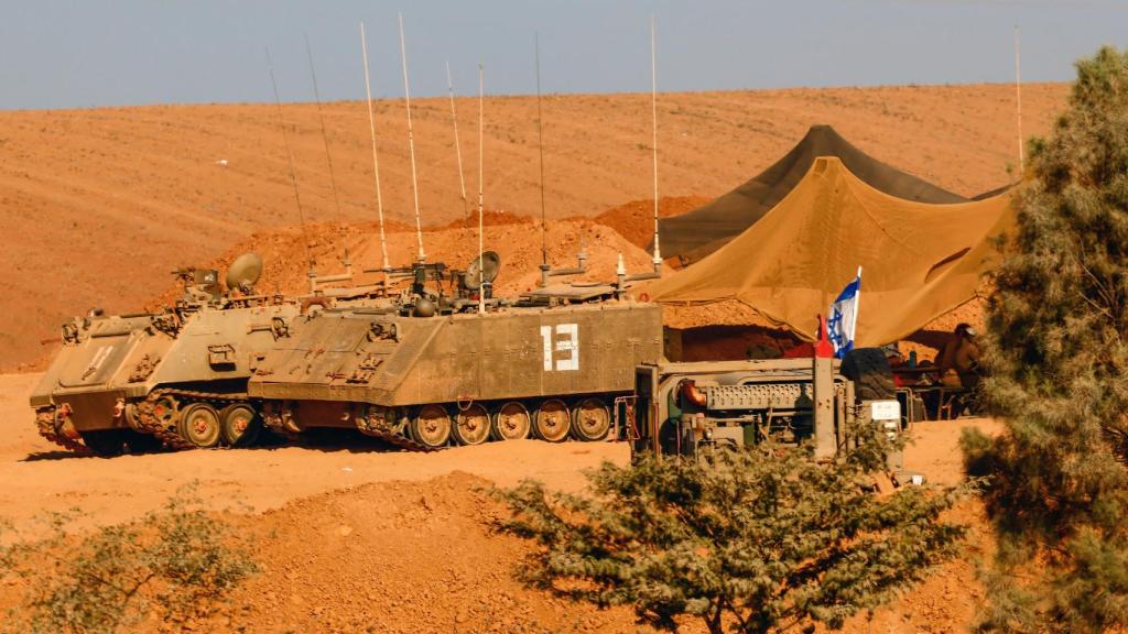 Tanques de Israel en las inmediaciones de la Franja de Gaza.