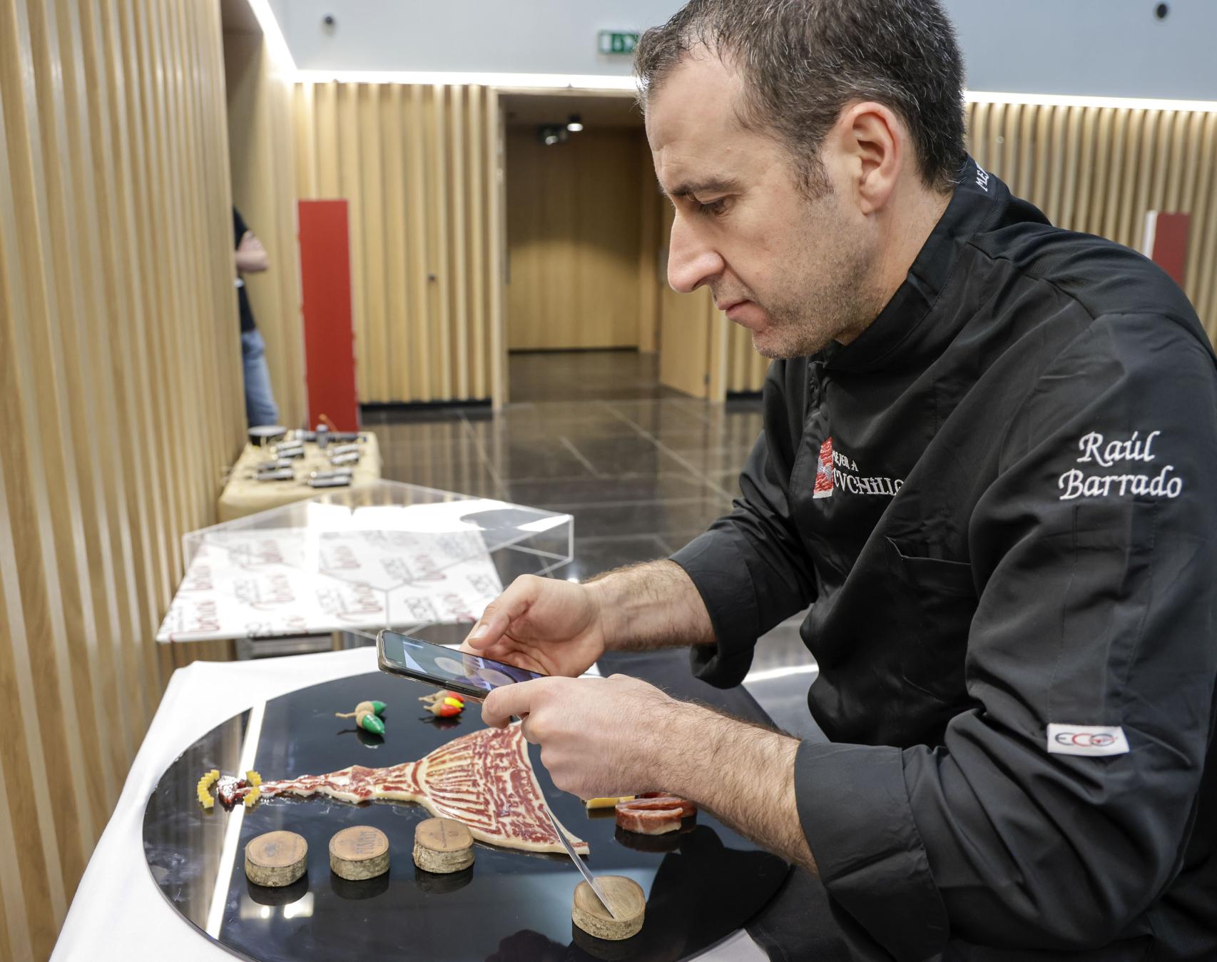 Cocinar con jamón ibérico a cargo de Raúl Barrado