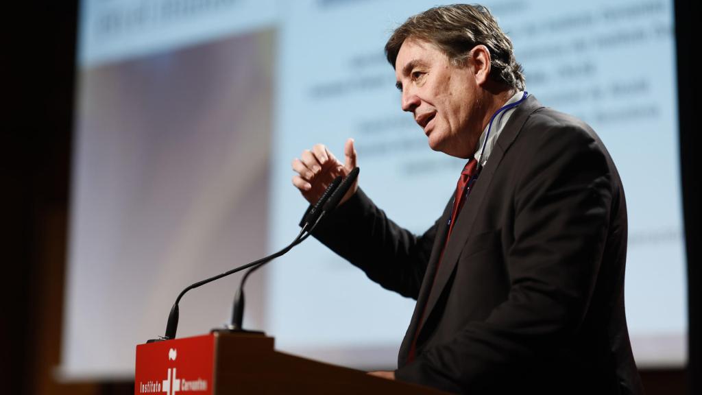 Luis García Montero, director del Instituto Cervantes, presenta el Anuario 2023 'El español en el mundo', este lunes en el Instituto Cervantes en Madrid. Foto: EFE/ Rodrigo Jiménez