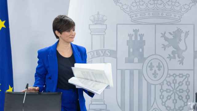 La ministra Portavoz en funciones, Isabel Rodríguez, a su llegada a una rueda de prensa posterior a la reunión del Consejo de Ministros.