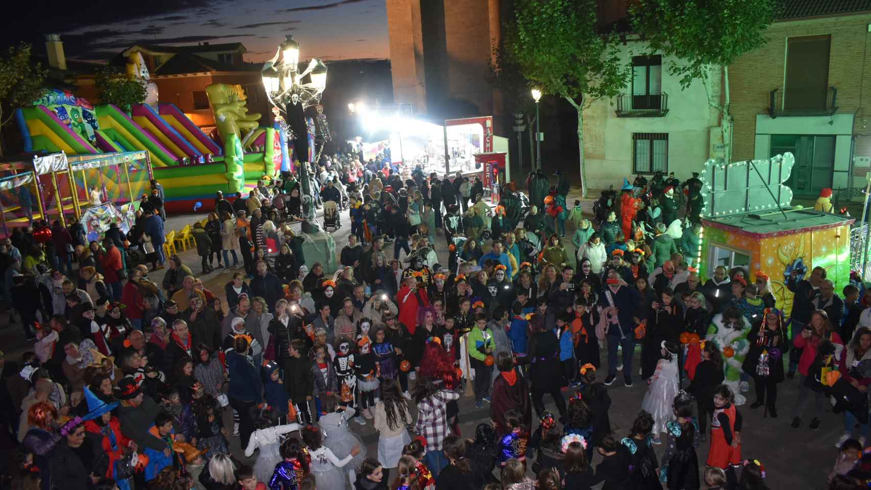 Masiva participación en la noche de Halloween en Cigales