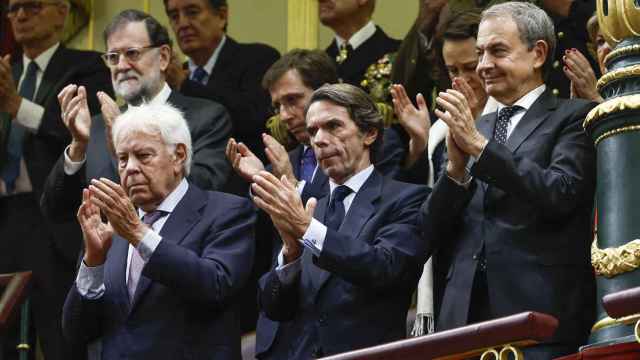 Los expresidentes del Gobierno, Felipe González, José María Aznar y José Luis Rodríguez Zapatero este martes en el Congreso.
