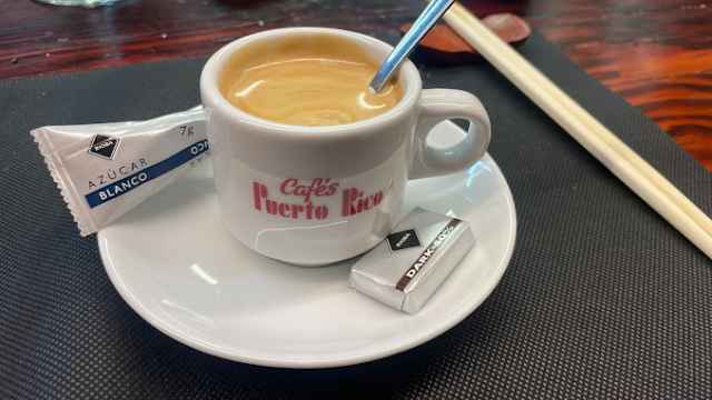 Una taza de café del tostador recién premiado Cafés Puerto Rico.