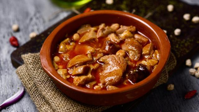 Conoce el restaurante de Madrid que tiene unos de los mejores callos del mundo.