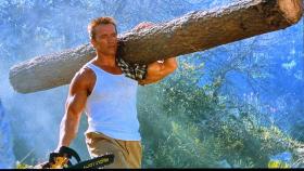Arnold Schwarzenegger, en un fotograma de la película Commando (1985)