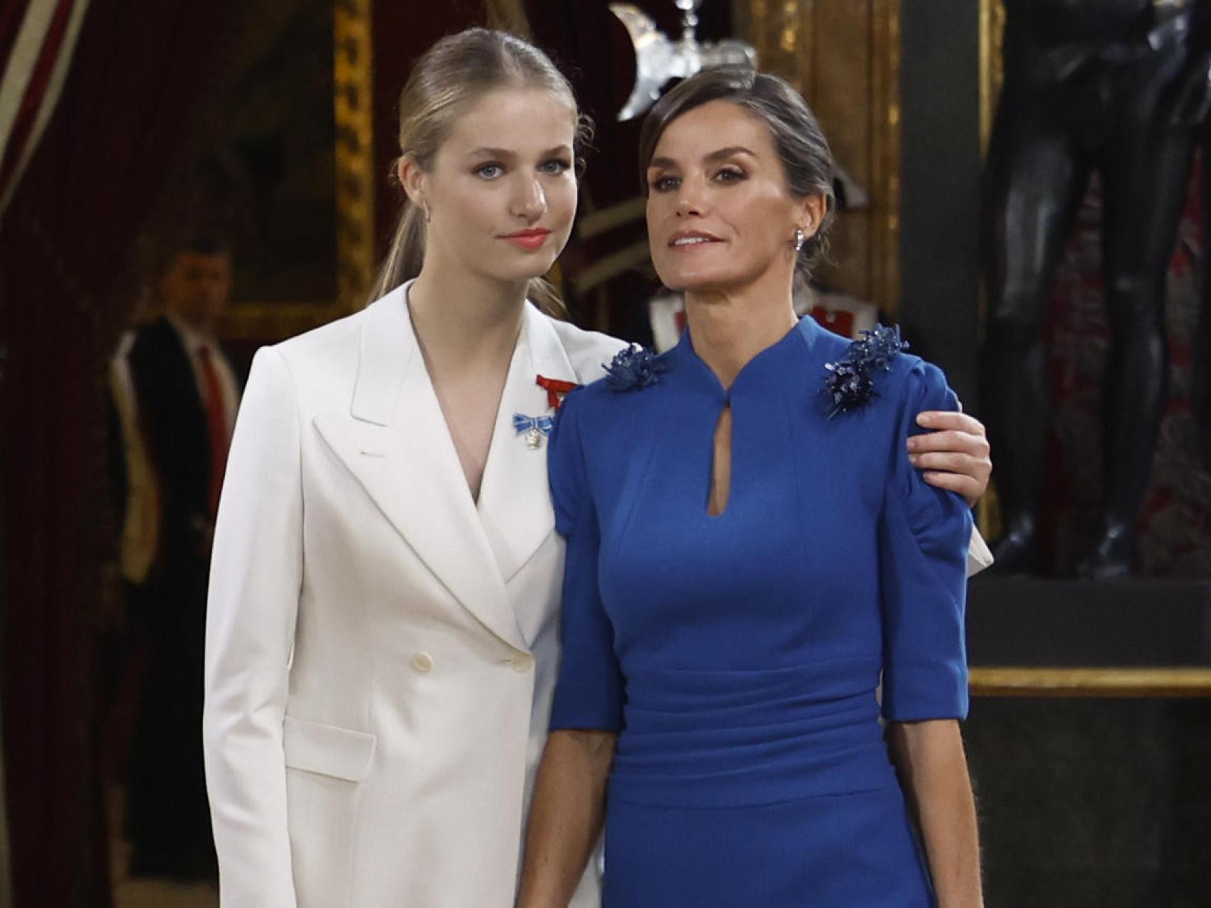 Leonor de Borbón y la reina Letizia