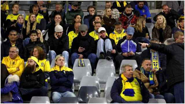 Aficionados suecos, en el último partido ante Bélgica.