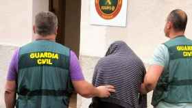El hombre detenido por varias estafas en A Coruña y Pontevedra