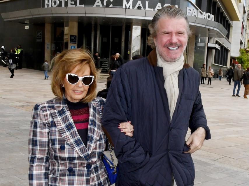 María Teresa Campos junto a Edmundo Arrocet en una imagen tomada en Málaga, en marzo de 2018.