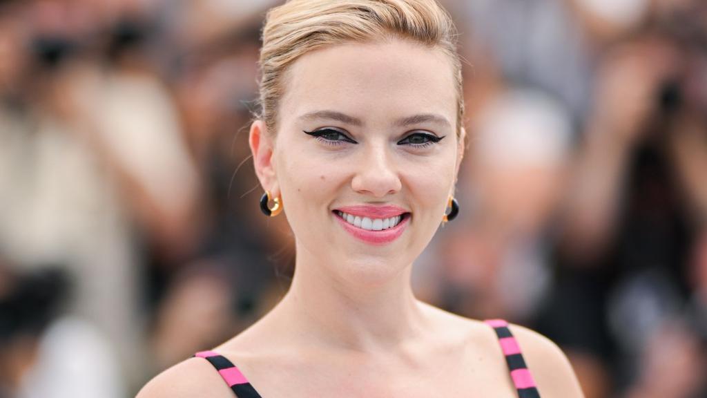 Scarlett Johansson contra la inteligencia artificial: la actriz demanda por uso ilegal de su imagen