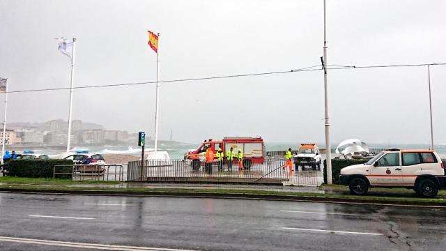 Imagen de archivo de los bomberos en una actuación de la coraza