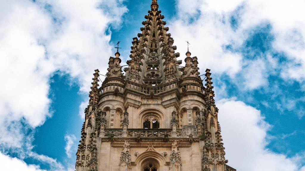 Así era antes la Plaza de la Catedral de Oviedo: desde la Edad Media hasta la actualidad