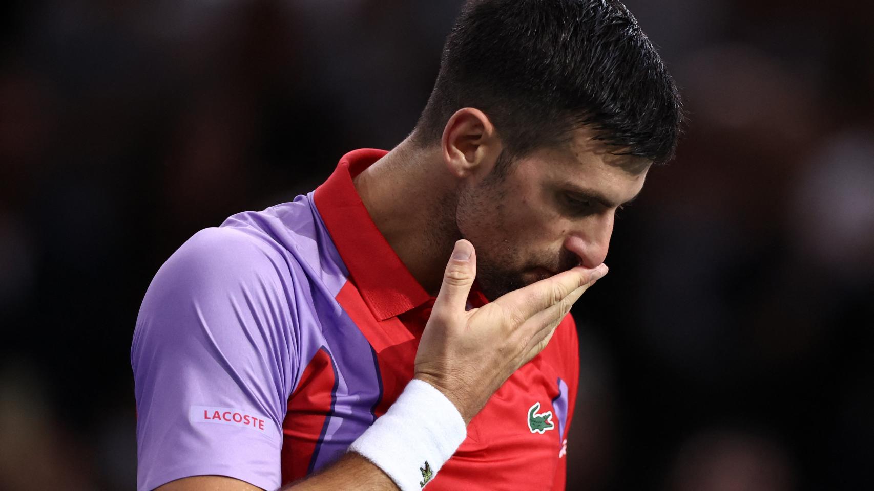 Djokovic, decepcionado tras un punto.