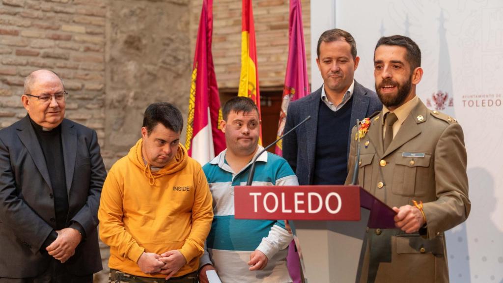 El capitán Mario Ruiz durante su intervención.