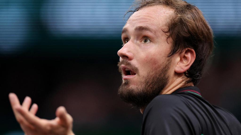 Daniil Medvedev reprocha al público sus abucheos en el Masters 1000 de París-Bercy.