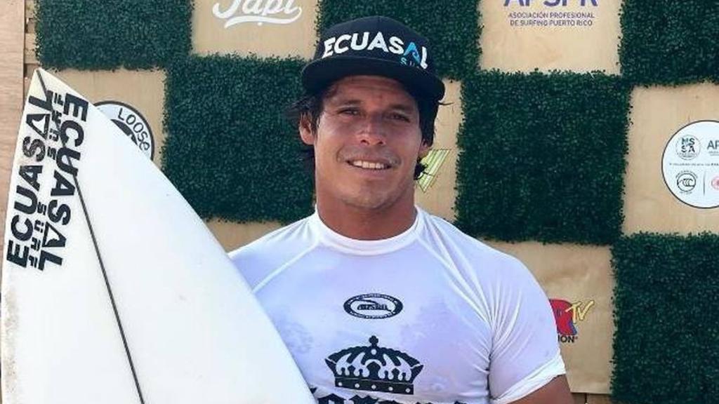 Israel Barona, el surfero que ha fallecido a los 34 años.