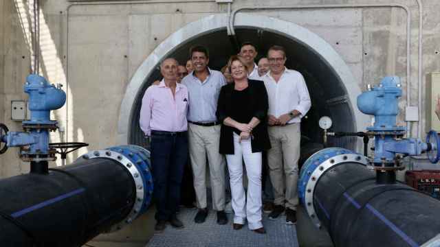 Carlos Mazón, Ana Serna y Toni Pérez en la reciente inauguración de una infraestructura hídrica en Albatera.