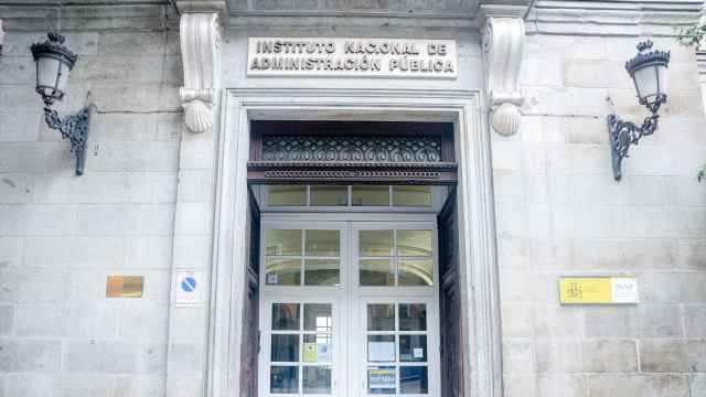 Exterior del Instituto Nacional de Administración Pública.