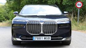 Frontal del BMW Serie 7.