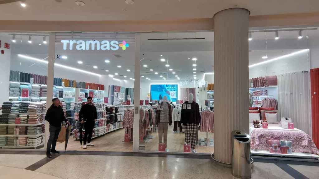 Ampliación de la tienda de Tramas+ en el Centro Comercial Gran Vía.