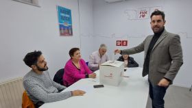 Antidio Fagúndez vota los acuerdos para la investidura de Pedro Sánchez