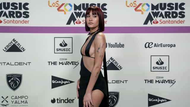 La cantante Aitana en el 'photocall' de los 40 Music Awards 2023, este viernes en Madrid.