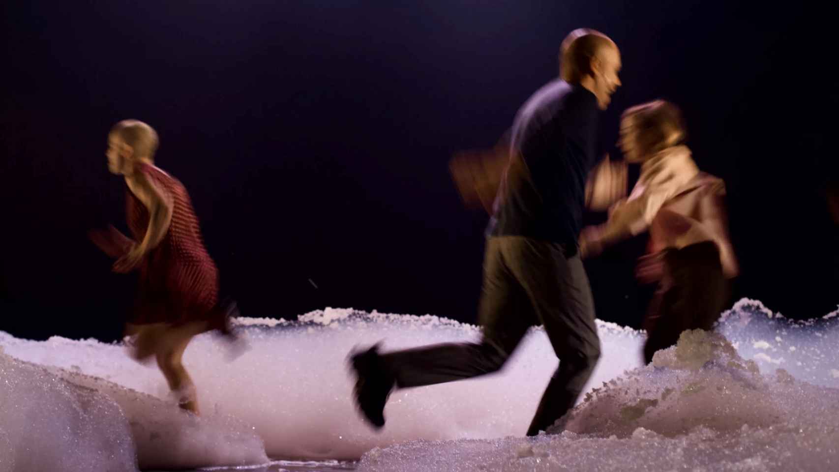 Un momento de 'Viaje de invierno', de Elfriede Jelinek, con dirección de Magda Puyo