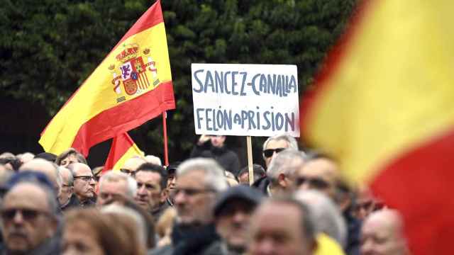 Pancarta contra Pedro Sánchez