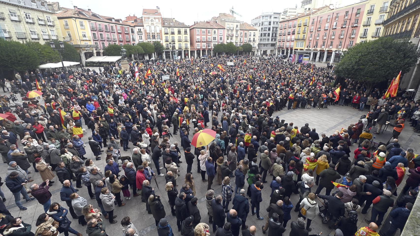 Concentración en contra de la amnistía organizada por Sociedad Civil Burgalesa