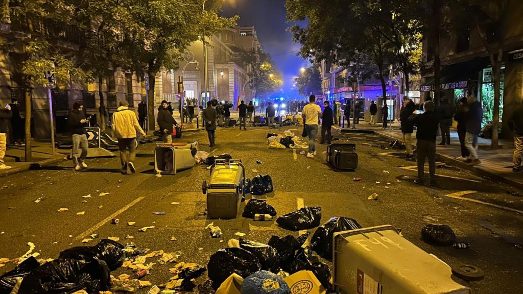 Estados de la calle Ferraz tras el desalojo de los manifestantes