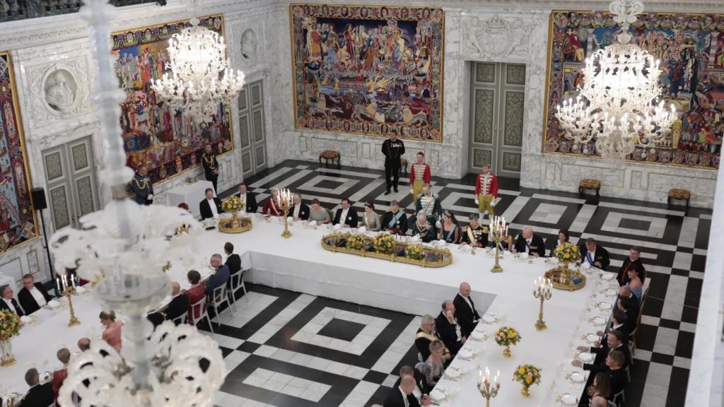 La cena de gala con todos los invitados al Banquete de Estado.