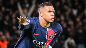 Kylian Mbappé celebra un gol con el PSG en la Champions League