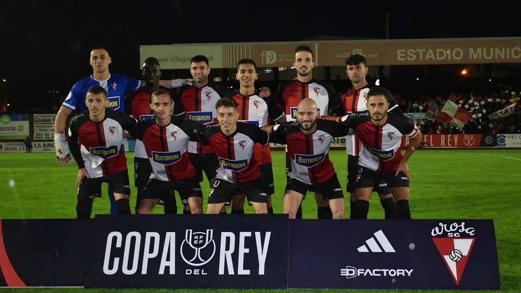 El conjunto arousano durante el encuentro ante el Granada.