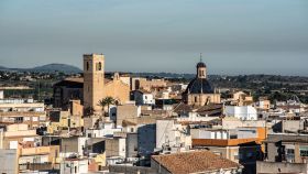 El pueblo a media hora de Valencia con 60 casas por menos de 60.000 euros. EE