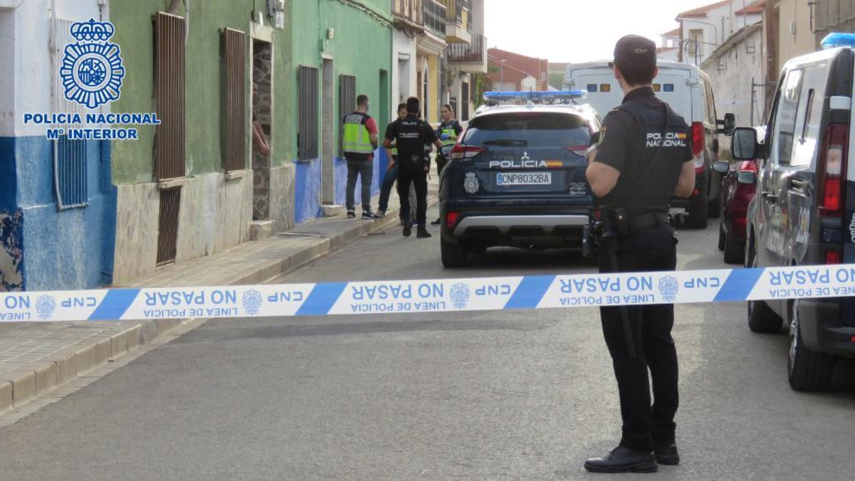 La Policía Nacional desarticula un grupo criminal dedicado a la trata de seres humanos y narcotráfico en Manzanares