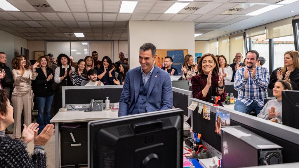 Pedro Sánchez en la sede de Ferraz