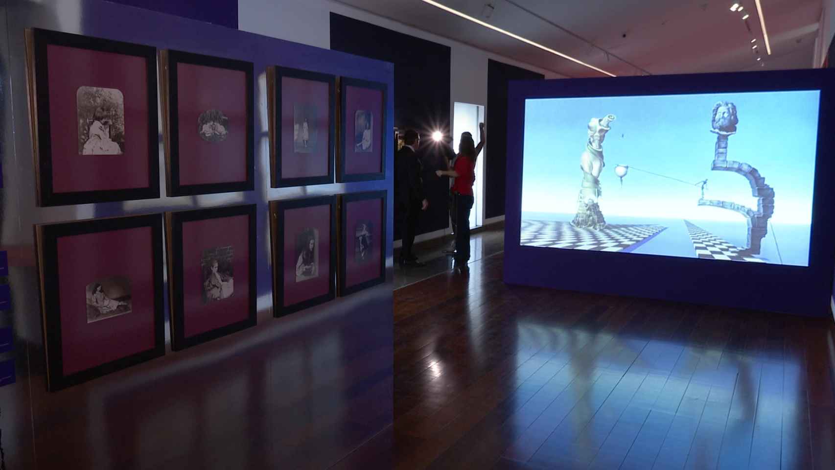 El Mubag ha preparado un gran montaje para exhibir la obra de Dalí en Alicante.