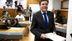 El consejero de Economía y Hacienda y portavoz, Carlos Fernández Carriedo, comparece en rueda de prensa posterior al Consejo de Gobierno.