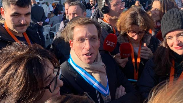 El alcalde de Madrid, José Luis Martínez-Almeida, durante la festividad de la Almudena este jueves.