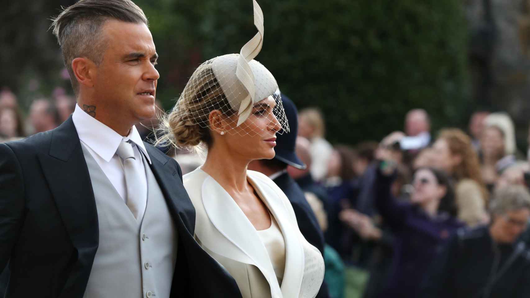 Robbie Williams y Ayda Field en la boda de la princesa Eugenia.
