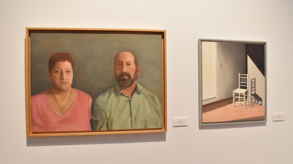 Retrato a los padres de Pablo Carnero en su exposición