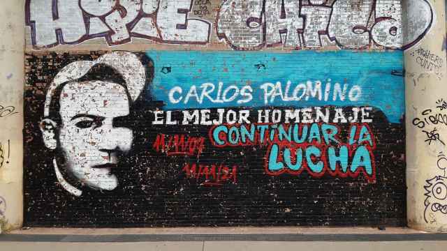 Grafiti en recuerdo de Carlos Palomino en Madrid.