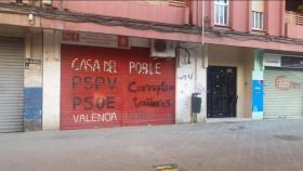 La sede del PSPV-PSOE de la agrupación Valencia Norte este jueves. EE